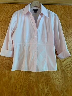 Ann Taylor Pale Pink Collared Button-Front Blouse